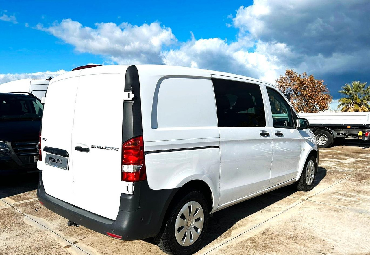 Mercedes Benz Vito Mixto Autocarro 6 posti - Utilitaire double cabine: photos 5 Mercedes Benz Vito Mixto Autocarro 6 posti - Utilitaire double cabine: photos 5