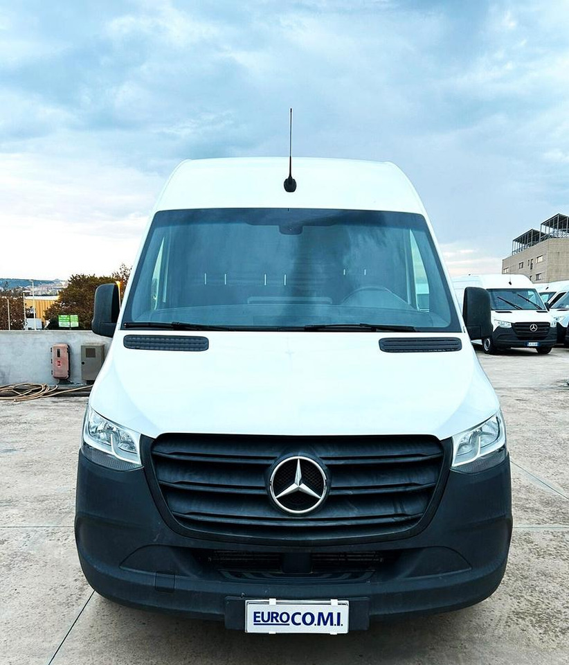Mercedes Sprinter 314 cdi 37/35 L2H2 - Fourgon utilitaire: photos 2 Mercedes Sprinter 314 cdi 37/35 L2H2 - Fourgon utilitaire: photos 2