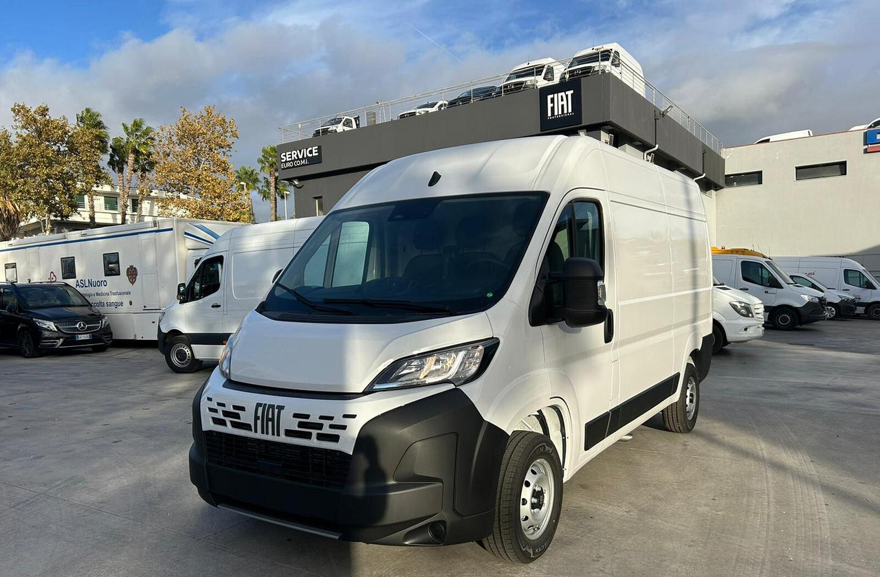 NUOVO Fiat Ducato 2.2 mjt Lastrato L2H2 120 cv 33 - Fourgon utilitaire: photos 3 NUOVO Fiat Ducato 2.2 mjt Lastrato L2H2 120 cv 33 - Fourgon utilitaire: photos 3