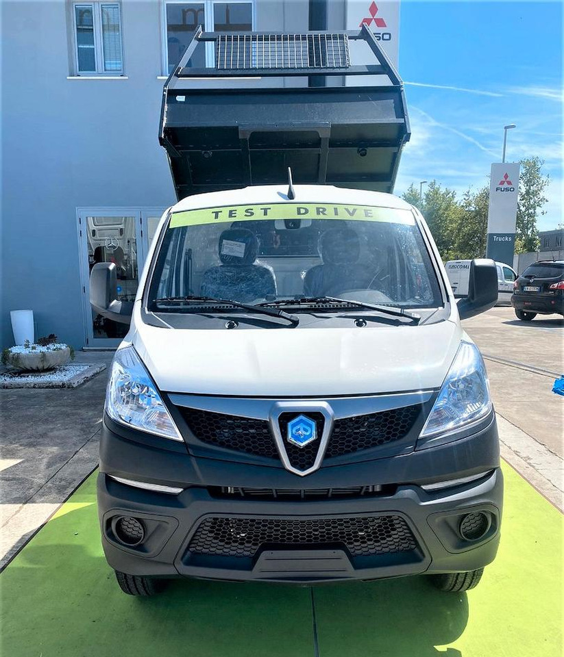 Piaggio Porter NP6 Ribaltabile Gemellato - Utilitaire benne: photos 2 Piaggio Porter NP6 Ribaltabile Gemellato - Utilitaire benne: photos 2
