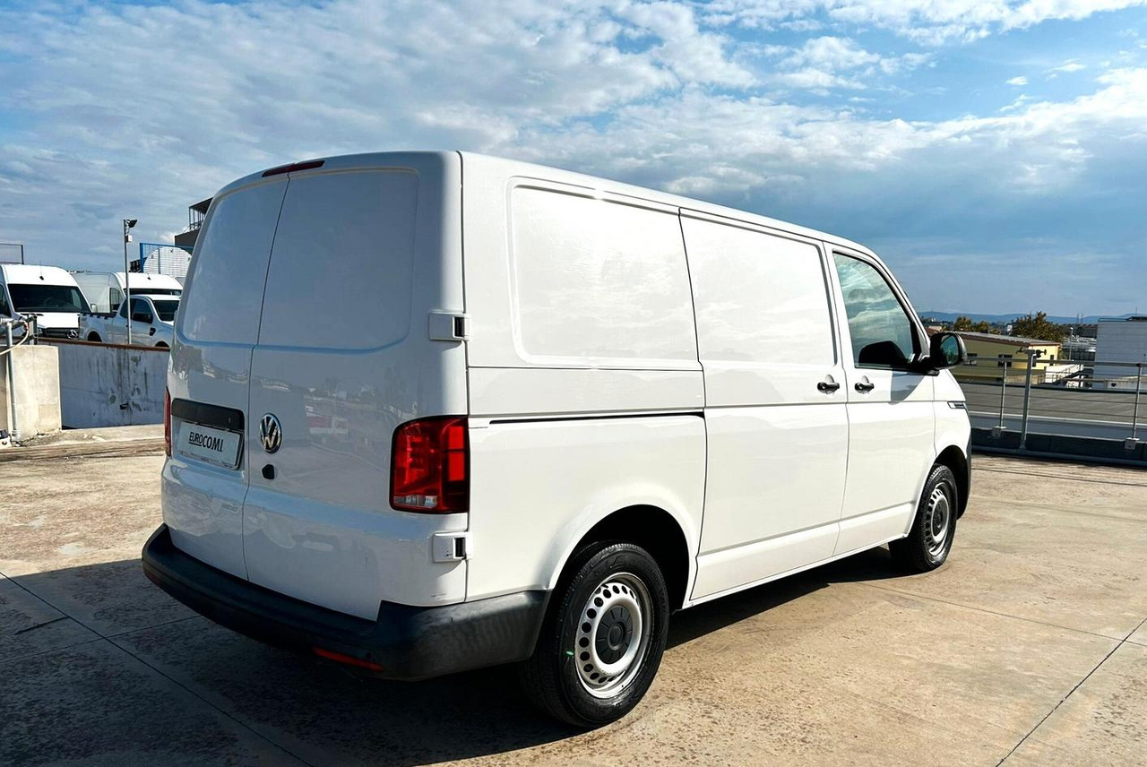 Volkswagen Transporter 2.0 TDi 150 cv - Fourgon utilitaire: photos 5 Volkswagen Transporter 2.0 TDi 150 cv - Fourgon utilitaire: photos 5