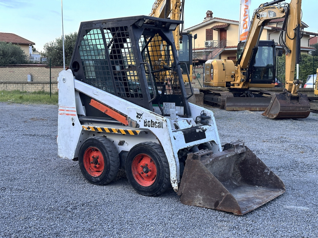 BOBCAT S70 - Mini chargeuse: photos 1 BOBCAT S70 - Mini chargeuse: photos 1