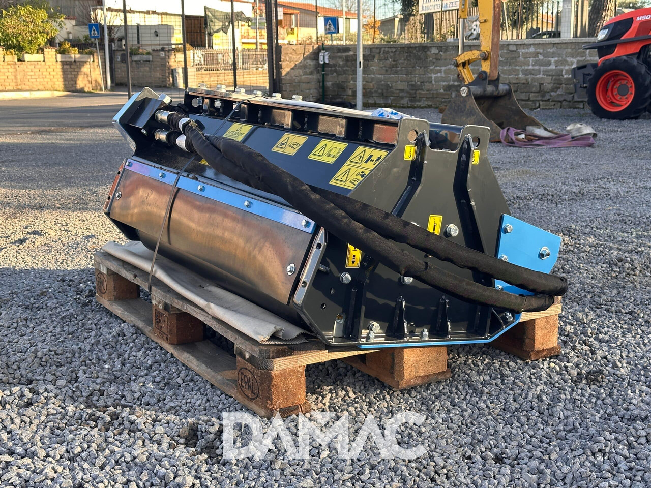 C4 B110 - Broyeur à axe horizontal: photos 3 C4 B110 - Broyeur à axe horizontal: photos 3