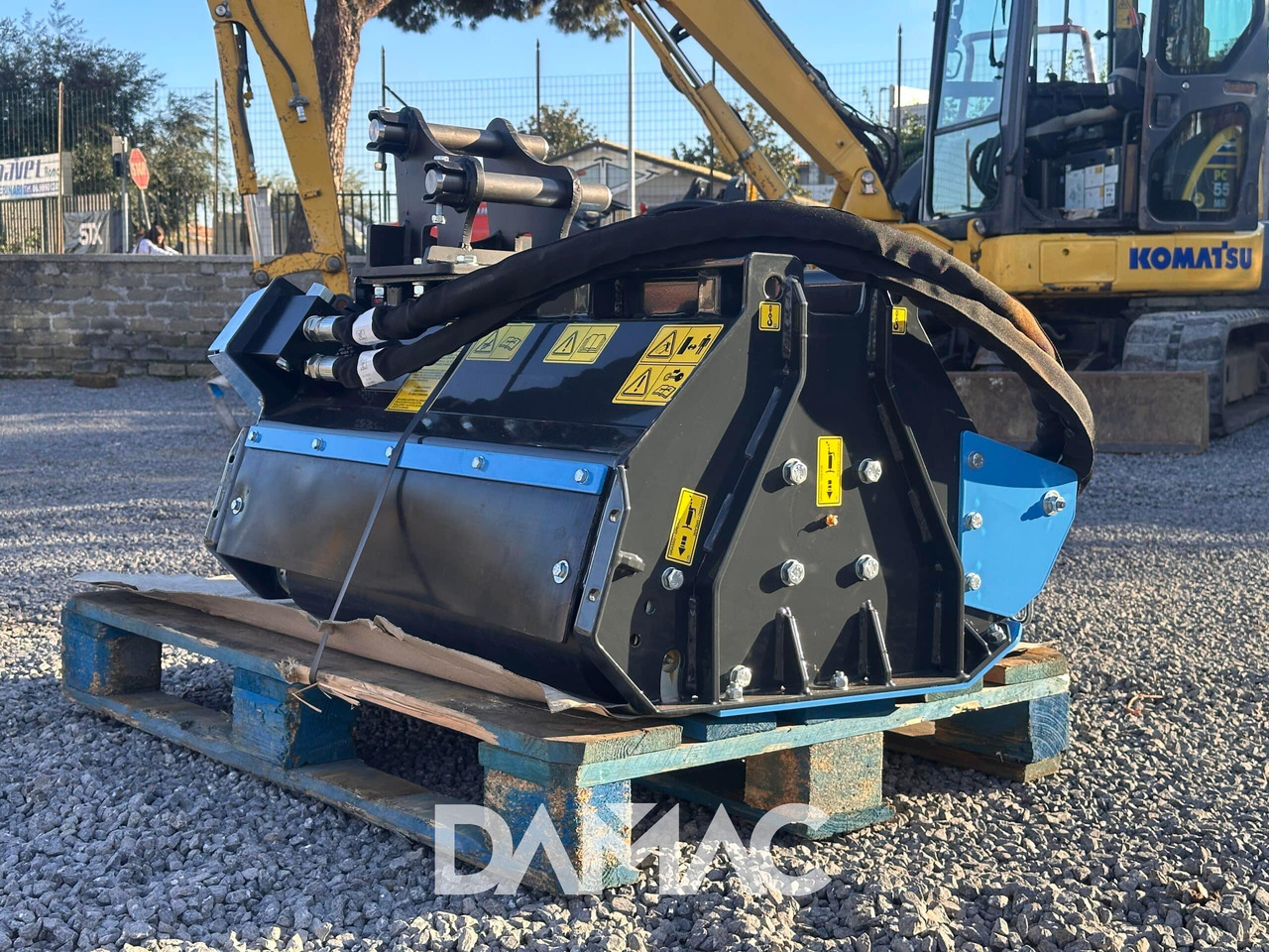 C4 B90 - Broyeur à axe horizontal: photos 3 C4 B90 - Broyeur à axe horizontal: photos 3