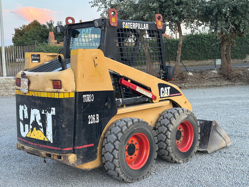 Caterpillar 226BHF - Chargeuse compacte sur chenilles: photos 4 Caterpillar 226BHF - Chargeuse compacte sur chenilles: photos 4