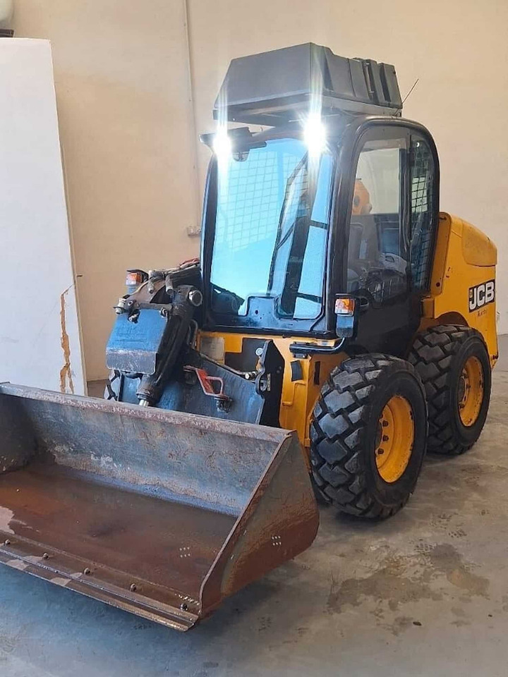 JCB 190HF - Mini chargeuse: photos 1 JCB 190HF - Mini chargeuse: photos 1