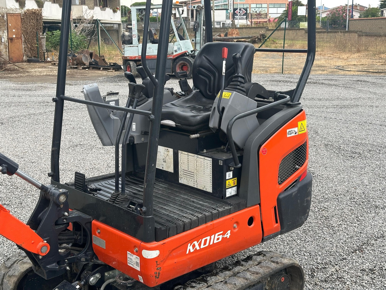KUBOTA KX016-4 en crédit-bail KUBOTA KX016-4: photos 8 KUBOTA KX016-4 en crédit-bail KUBOTA KX016-4: photos 8