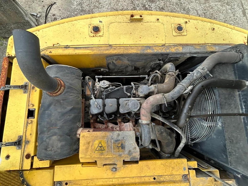 Pelle New Holland E215B: photos 18