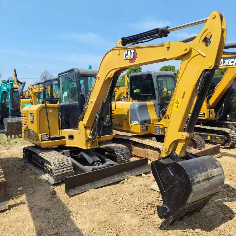 CATERPILLAR 306E2 - Mini pelle: photos 3 CATERPILLAR 306E2 - Mini pelle: photos 3