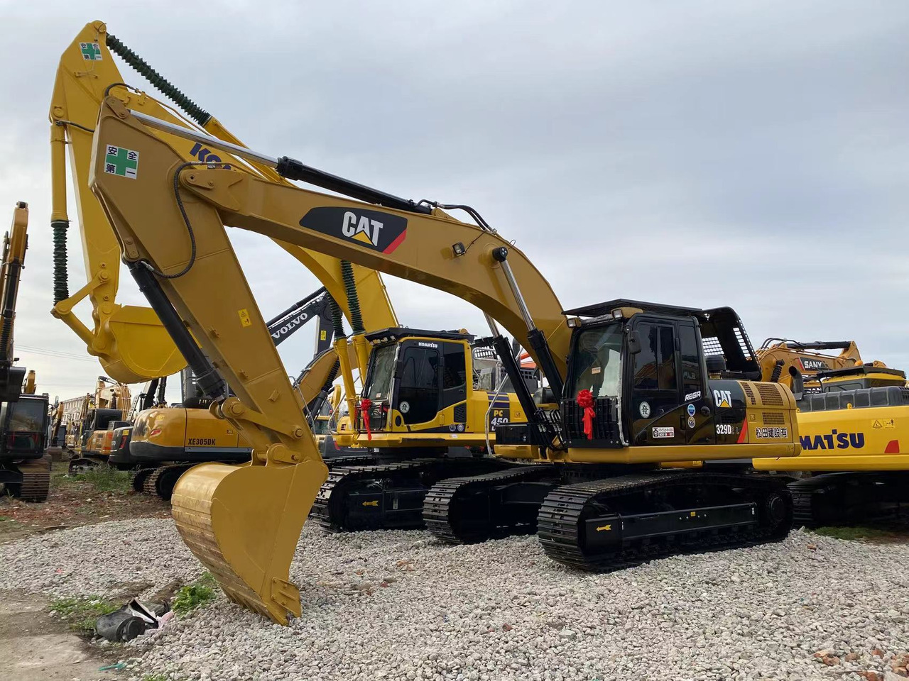 CATERPILLAR 329D - Pelle sur chenille: photos 3 CATERPILLAR 329D - Pelle sur chenille: photos 3
