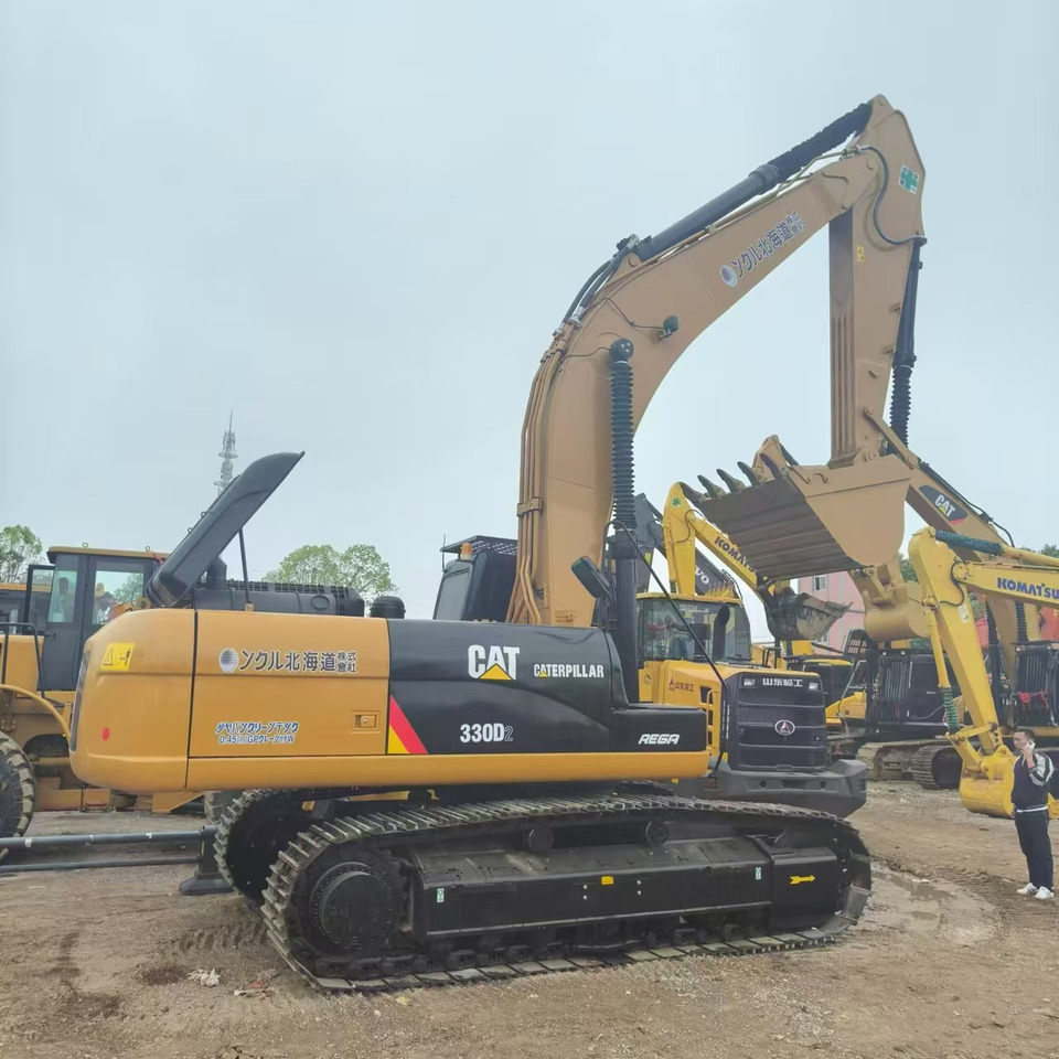 CATERPILLAR 330D2 - Pelle sur chenille: photos 1 CATERPILLAR 330D2 - Pelle sur chenille: photos 1
