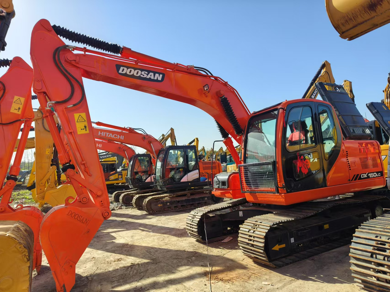 DOOSAN DX150 - Pelle: photos 2 DOOSAN DX150 - Pelle: photos 2