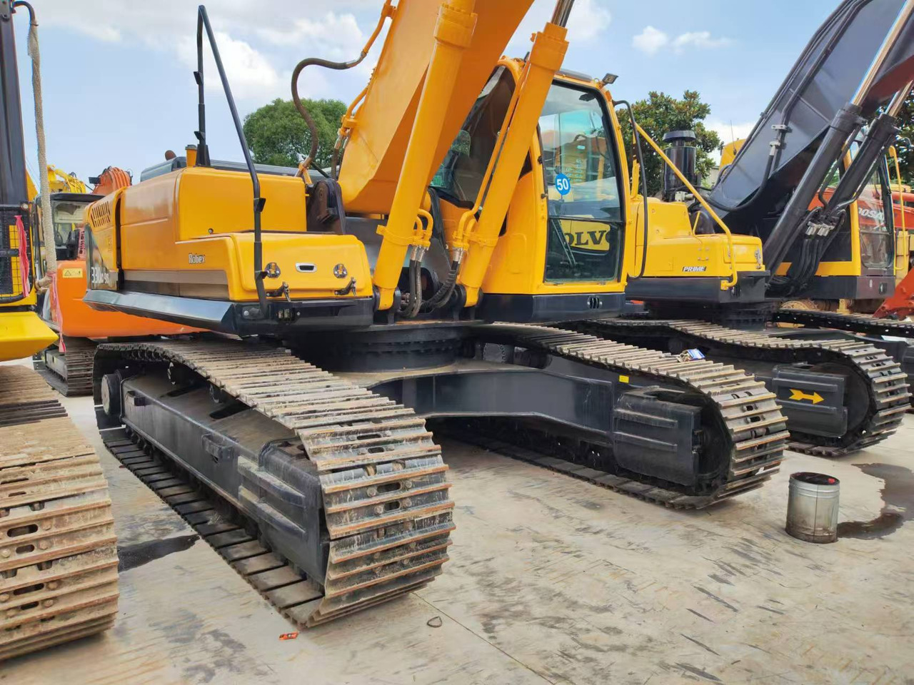 Pelle sur chenille Hyundai HX330: photos 8 Pelle sur chenille Hyundai HX330: photos 8