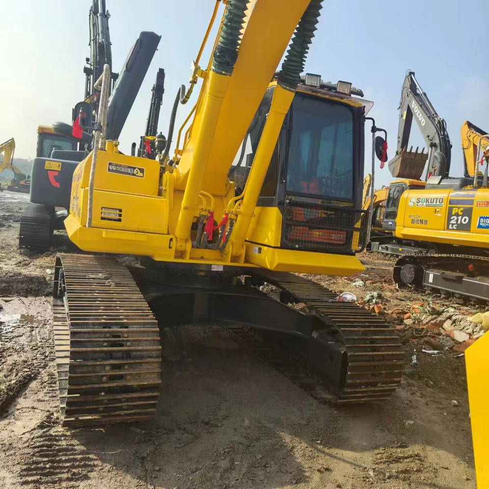 Pelle sur chenille KOMATSU PC200: photos 11