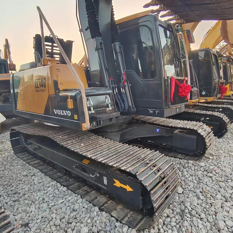 Pelle sur chenille VOLVO EC140: photos 18