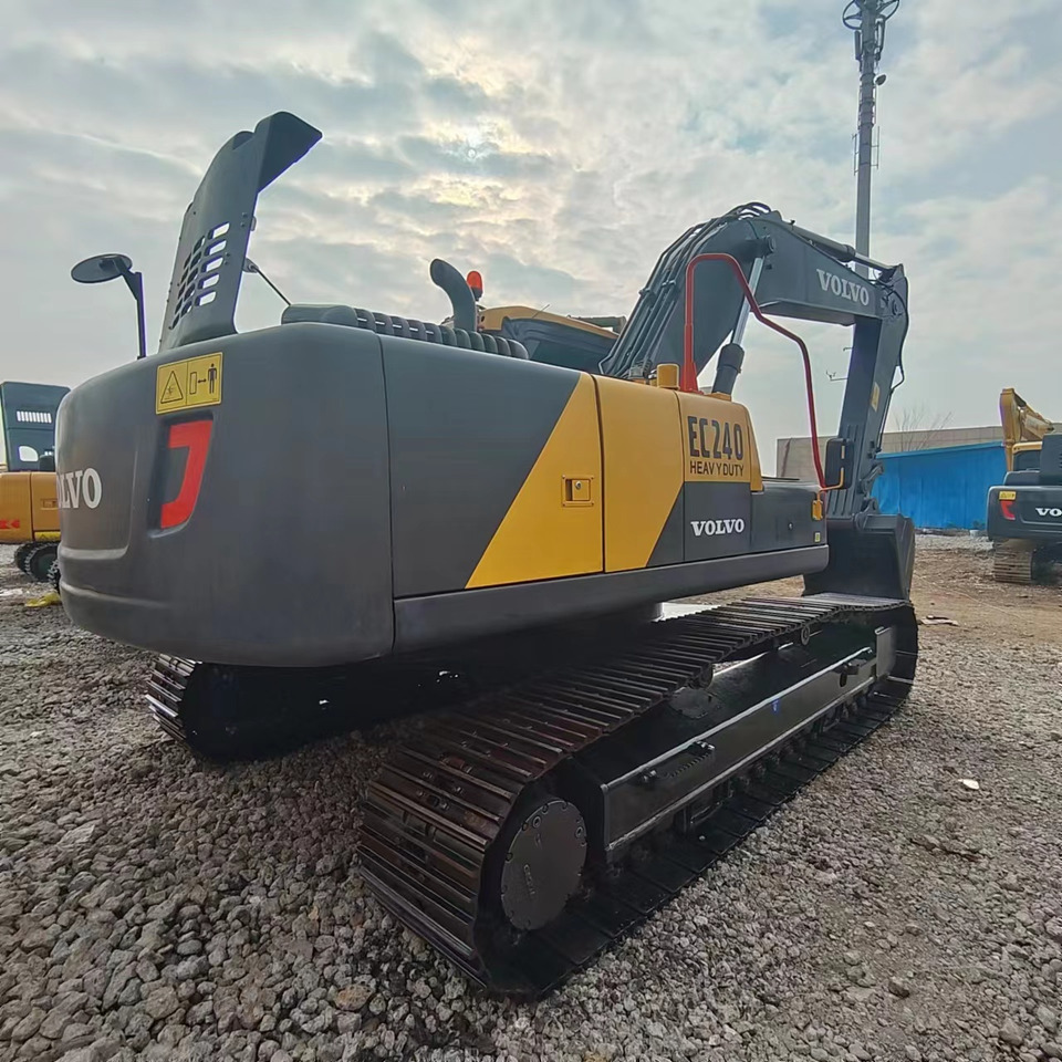 Pelle sur chenille VOLVO EC240: photos 10
