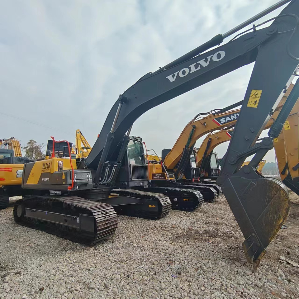 Pelle sur chenille VOLVO EC240: photos 16