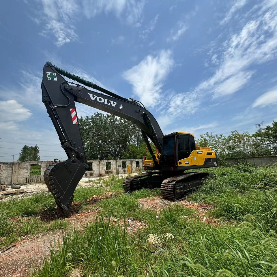 VOLVO EC300 - Pelle sur chenille: photos 2 VOLVO EC300 - Pelle sur chenille: photos 2
