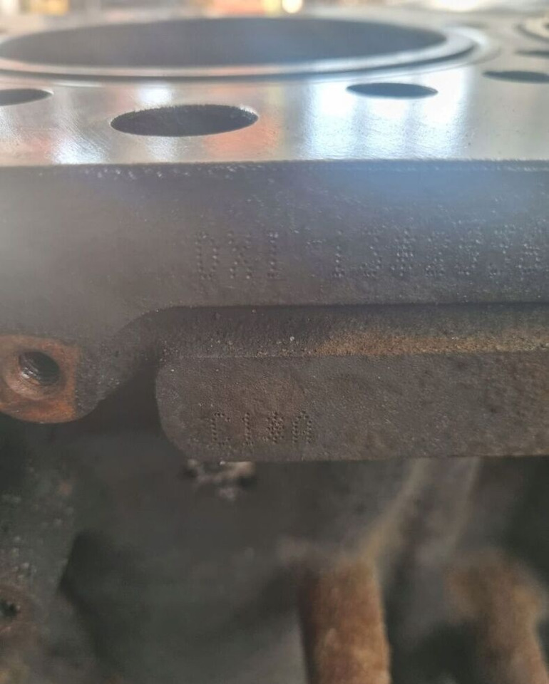 1002091 Renault Magnum - Bloc-cylindres pour Camion: photos 3 1002091 Renault Magnum - Bloc-cylindres pour Camion: photos 3