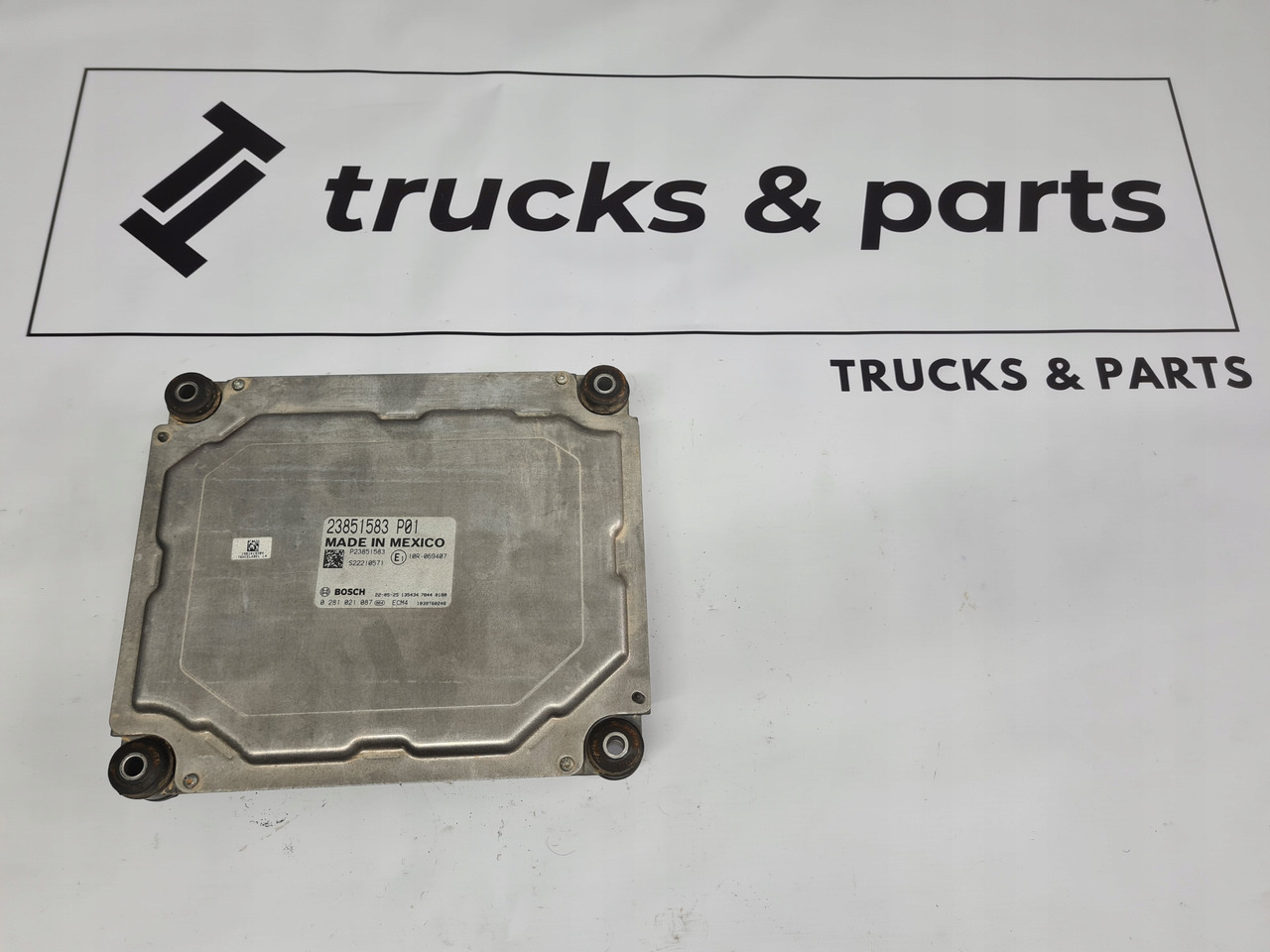 BOSCH KASETA KOMPUTER SILNIKA TURBO COMPOUND I-SAVE RENAULT GAMA T RANGE 23851583 - Bloc de gestion pour Camion: photos 3 BOSCH KASETA KOMPUTER SILNIKA TURBO COMPOUND I-SAVE RENAULT GAMA T RANGE 23851583 - Bloc de gestion pour Camion: photos 3