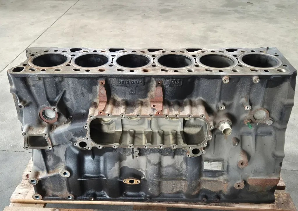 FORD BLOK SILNIKA FORD F-MAX CARGO 500 TRUCKS - Bloc-cylindres pour Camion: photos 1 FORD BLOK SILNIKA FORD F-MAX CARGO 500 TRUCKS - Bloc-cylindres pour Camion: photos 1