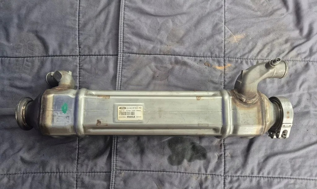 FORD CHŁODNICA CHŁODNICZKA SPALIN EGR FORD F-MAX 500 TRUCKS GC46 9F464 AC - Refroidisseur EGR pour Camion: photos 1 FORD CHŁODNICA CHŁODNICZKA SPALIN EGR FORD F-MAX 500 TRUCKS GC46 9F464 AC - Refroidisseur EGR pour Camion: photos 1