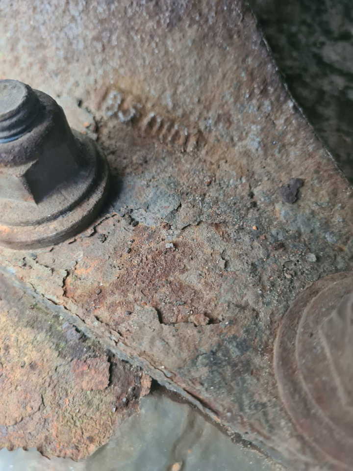 JOST - Sellette d'attelage pour Camion: photos 4 JOST - Sellette d'attelage pour Camion: photos 4