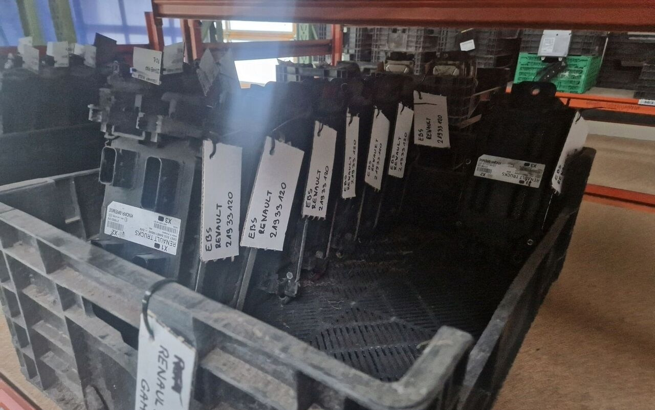 Knorr-Bremse STEROWNIK MODUŁ EBS RENAULT GAMA T 21706129 - Bloc de gestion pour Camion: photos 1 Knorr-Bremse STEROWNIK MODUŁ EBS RENAULT GAMA T 21706129 - Bloc de gestion pour Camion: photos 1