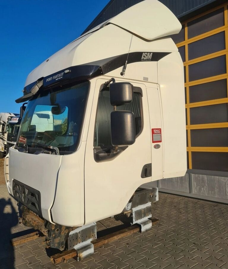 Renault GAMA D12 EURO 6 truck - Cabine pour Camion: photos 3 Renault GAMA D12 EURO 6 truck - Cabine pour Camion: photos 3