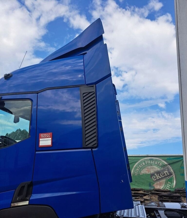 Renault GAMA-T Renault - Aérodynamique/ Spoilers pour Camion: photos 1 Renault GAMA-T Renault - Aérodynamique/ Spoilers pour Camion: photos 1