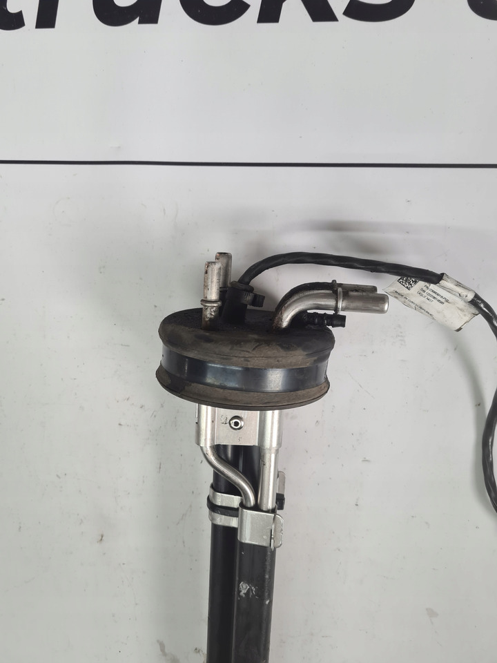 SMOK ADBLUE Z CZUJNIKIEM JAKOŚCI RENAULT GAMA VOLVO FH 4 LIFT FH 5 LOW DECK - Système d'échappement pour Camion: photos 3 SMOK ADBLUE Z CZUJNIKIEM JAKOŚCI RENAULT GAMA VOLVO FH 4 LIFT FH 5 LOW DECK - Système d'échappement pour Camion: photos 3