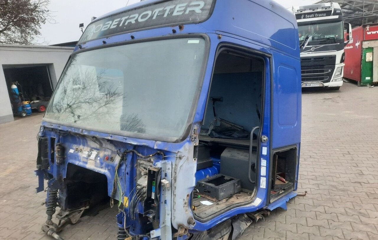 VOLVO KABINA GOŁA SZKIELET GLOBETROTTER VOLVO FH 12 13 - Cabine pour Camion: photos 2 VOLVO KABINA GOŁA SZKIELET GLOBETROTTER VOLVO FH 12 13 - Cabine pour Camion: photos 2