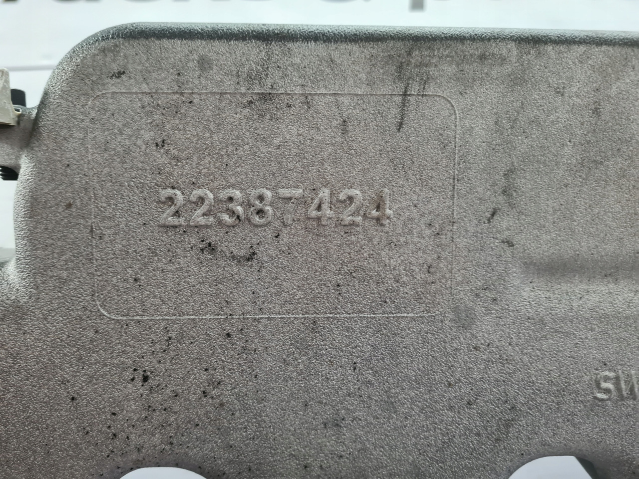 VOLVO KOLEKTOR SSĄCY RENAULT GAMA D DTI 8 VOLVO FL D8K 22387424 - Collecteur d'admission pour Camion: photos 3 VOLVO KOLEKTOR SSĄCY RENAULT GAMA D DTI 8 VOLVO FL D8K 22387424 - Collecteur d'admission pour Camion: photos 3