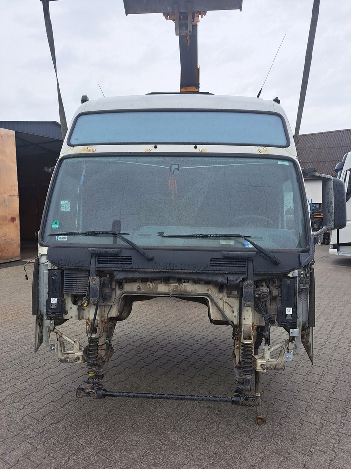 VOLVO KOMPLETNA VOLVO FH 12 13 XL WYSOKA KABINA AUTOMAT - Cabine pour Camion: photos 2 VOLVO KOMPLETNA VOLVO FH 12 13 XL WYSOKA KABINA AUTOMAT - Cabine pour Camion: photos 2