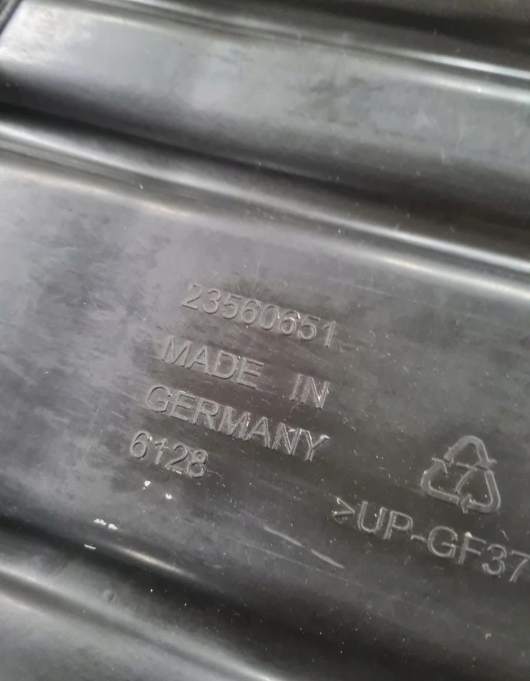 Carter d'huile pour Camion VOLVO MISA MISKA OLEJOWA SILNIKA VOLVO FH 16 D16K EURO 6: photos 11