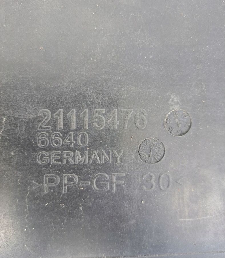 VOLVO OBUDOWA FILTRA POWIETRZA VOLVO FH FM 4 13 LIFT RENAULT GAMA T - Filtre à air pour Camion: photos 5 VOLVO OBUDOWA FILTRA POWIETRZA VOLVO FH FM 4 13 LIFT RENAULT GAMA T - Filtre à air pour Camion: photos 5