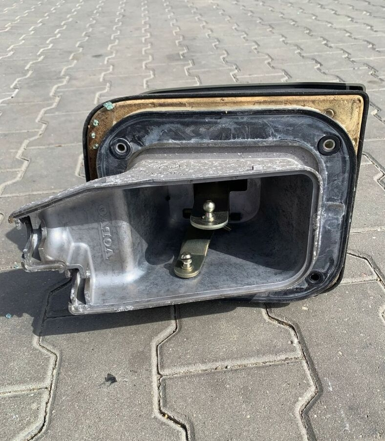 Volvo LEWAREK ZMIANY BIEGÓW GAŁKA VOLVO FH 4 MANUAL - Levier de vitesse pour Camion: photos 2 Volvo LEWAREK ZMIANY BIEGÓW GAŁKA VOLVO FH 4 MANUAL - Levier de vitesse pour Camion: photos 2