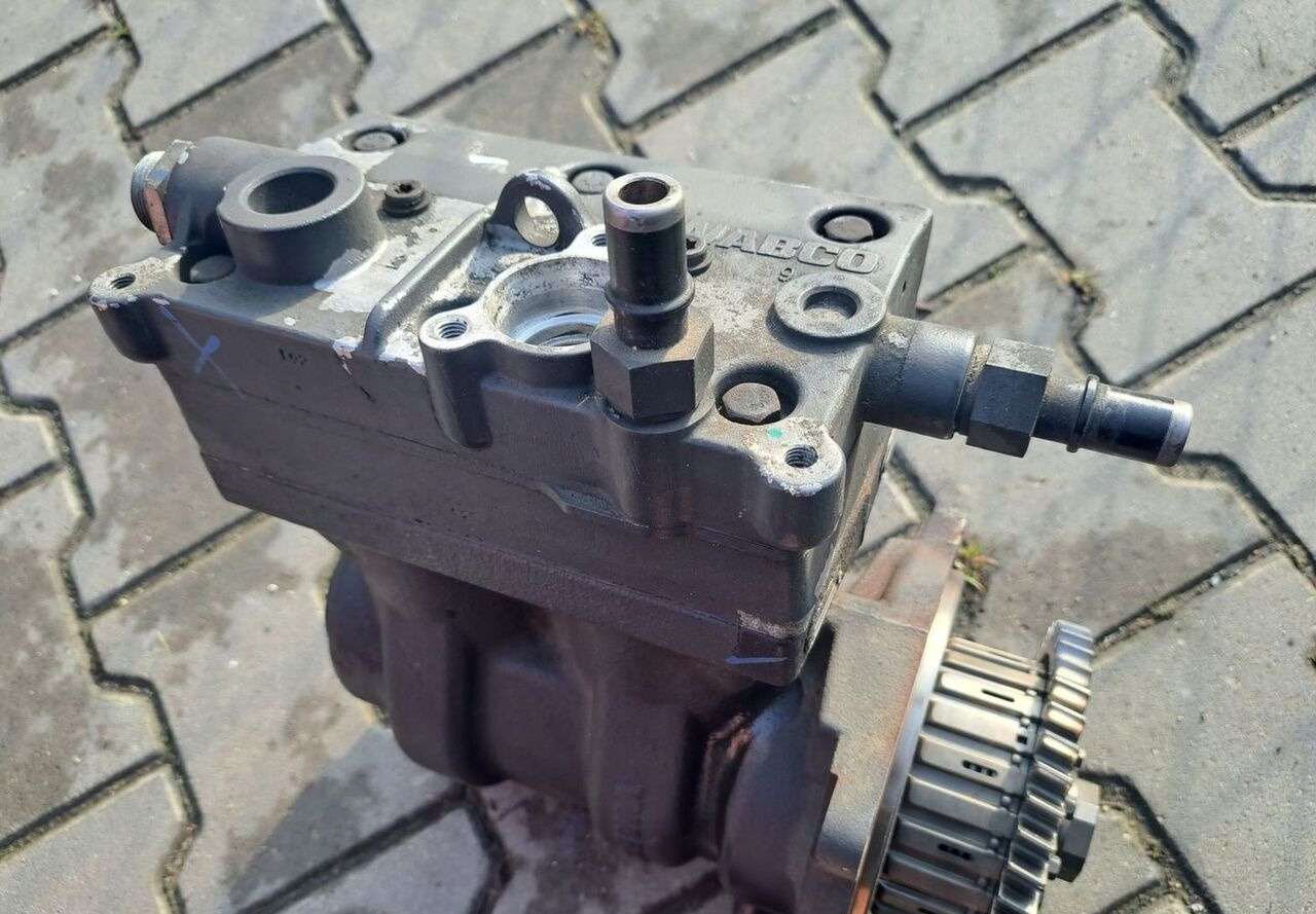 WABCO Renault GAMA T - Compresseur pour Camion: photos 4 WABCO Renault GAMA T - Compresseur pour Camion: photos 4
