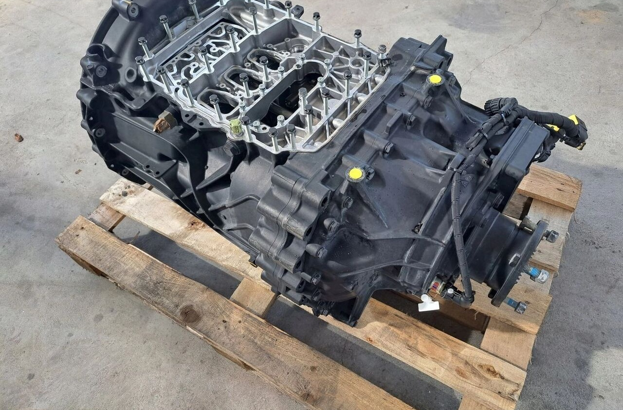 ZF TRAXON - Boîte de vitesse pour Camion: photos 2 ZF TRAXON - Boîte de vitesse pour Camion: photos 2