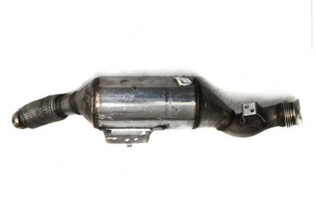 Mercedes-Benz Roetfiler / Partikelfilter DPF Mercedes Sprinter W906 - 2.2 CDI - - Système d'échappement pour Camion: photos 2 Mercedes-Benz Roetfiler / Partikelfilter DPF Mercedes Sprinter W906 - 2.2 CDI - - Système d'échappement pour Camion: photos 2