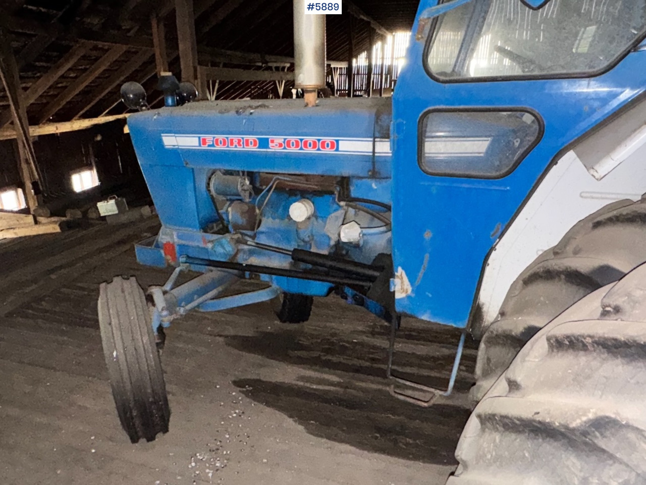 Tracteur agricole 1975 Ford 5000 w/ Twin Wheels: photos 19