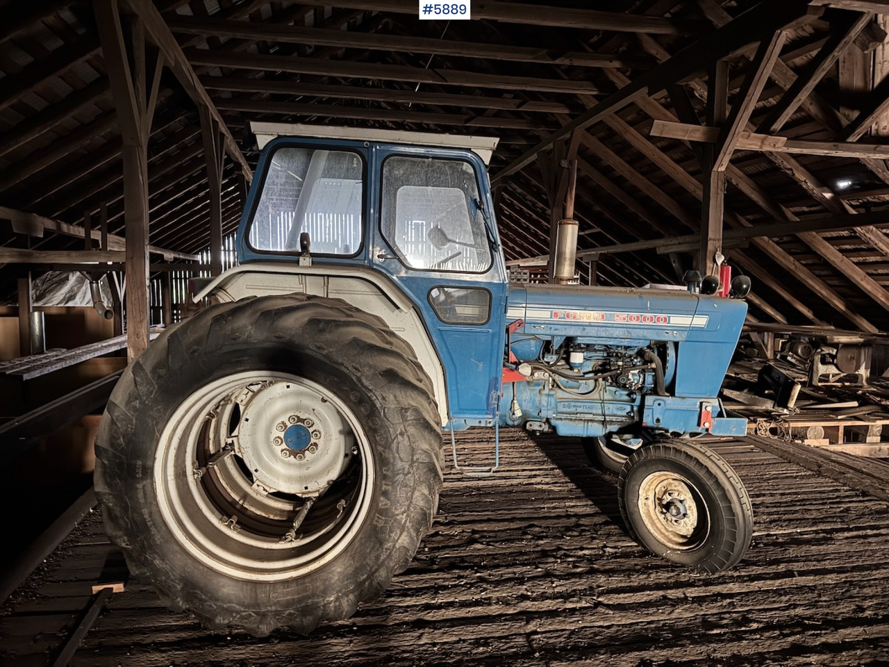 1975 Ford 5000 w/ Twin Wheels - Tracteur agricole: photos 5 1975 Ford 5000 w/ Twin Wheels - Tracteur agricole: photos 5