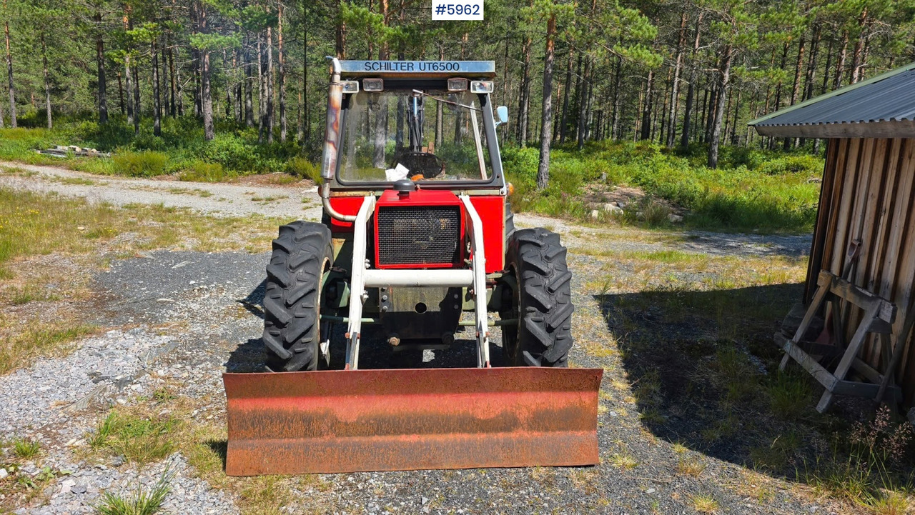 1975 Schilter UT6500 w/ Front loader, - Tracteur agricole: photos 3 1975 Schilter UT6500 w/ Front loader, - Tracteur agricole: photos 3