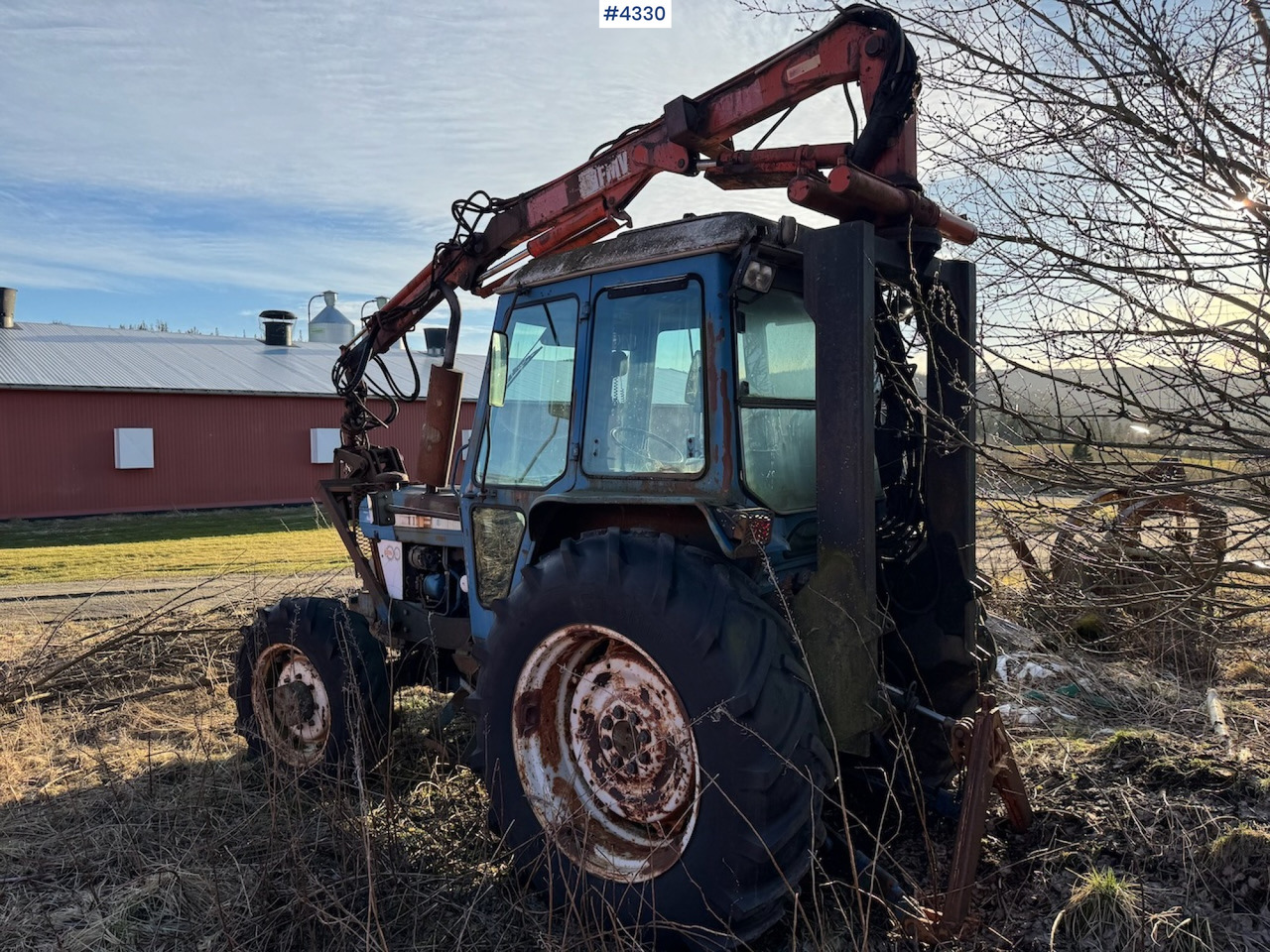 Tracteur agricole 1981 Ford 6610 m/ FMV tømmerkran og tvillinghjul: photos 7