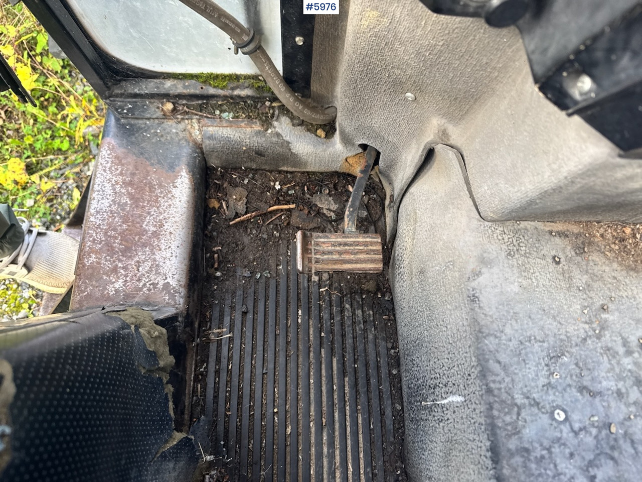 Tracteur agricole 1985 Case International 685 with Log Trailer: photos 16