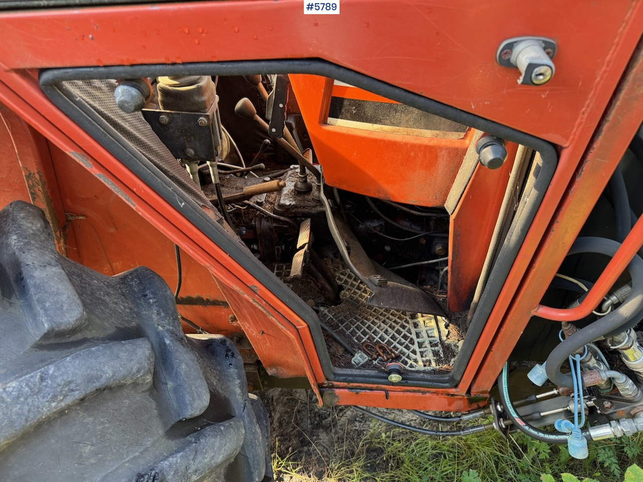 Tracteur agricole 1986 Fiat 55-46 DT w/ front loader.: photos 15