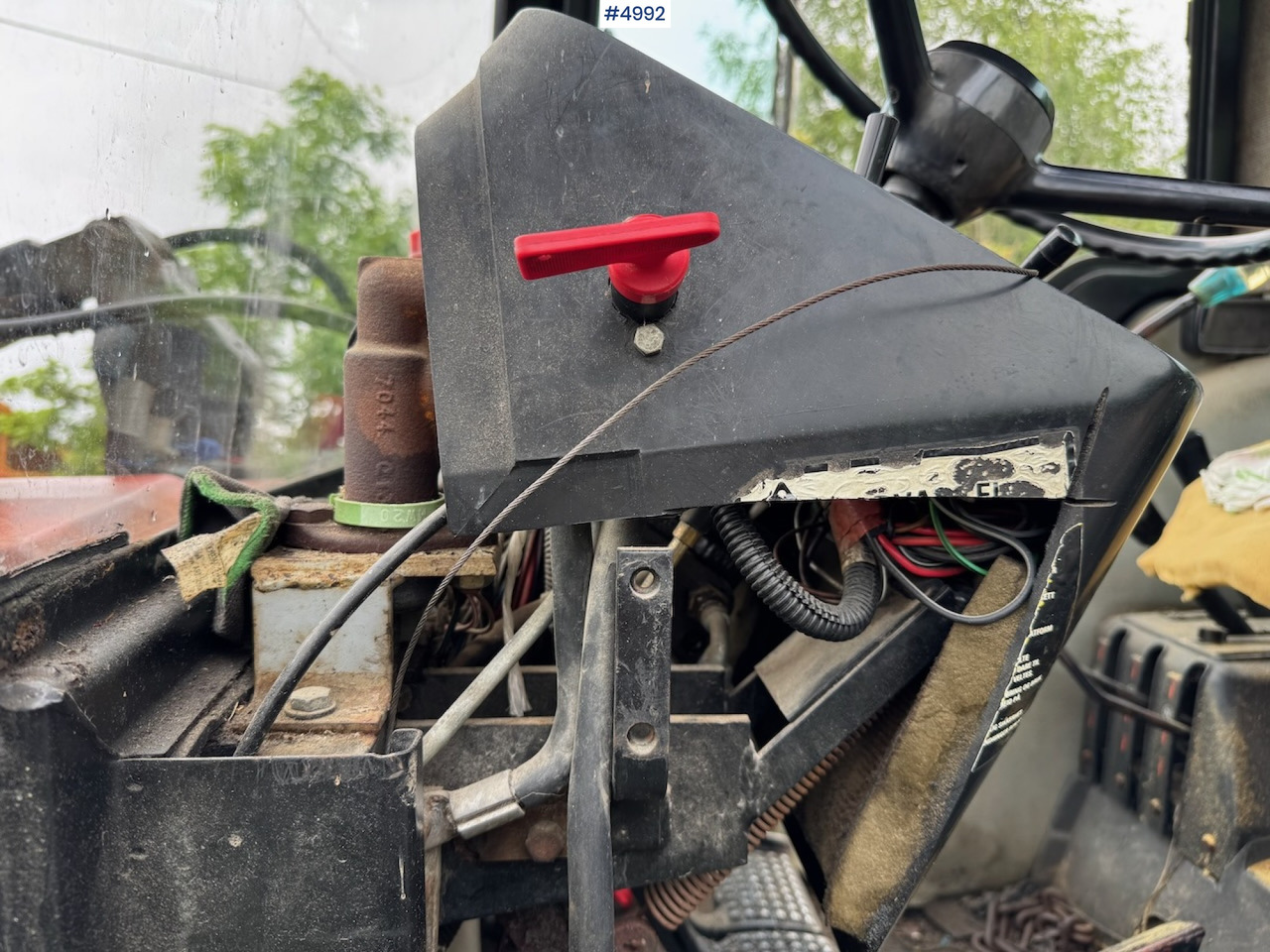 Tracteur agricole 1988 Case International 585 XL w/ front loader.: photos 27