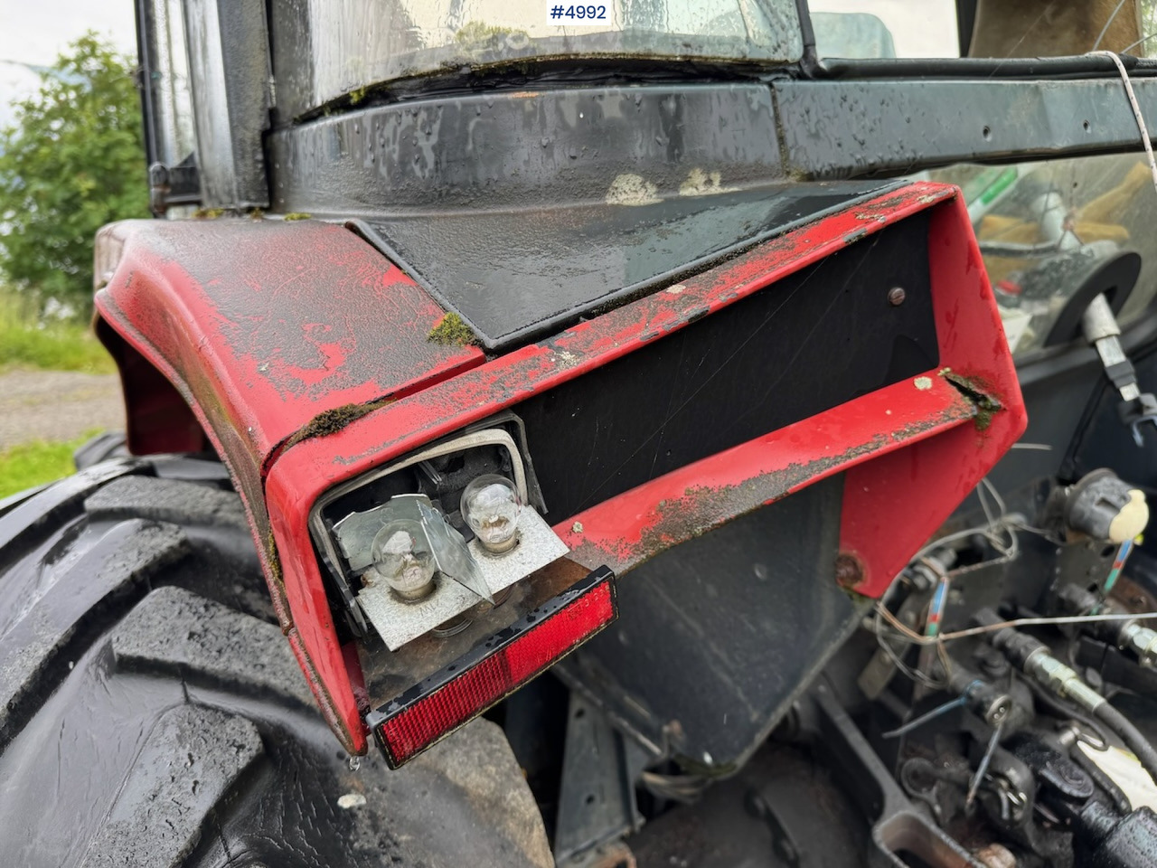 Tracteur agricole 1988 Case International 585 XL w/ front loader.: photos 24