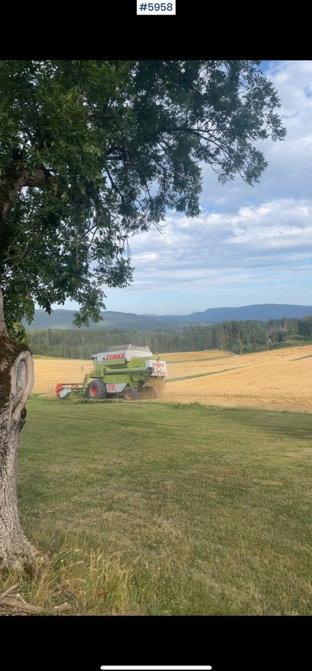 1993 Claas Commandor 228 CS - Moissonneuse-batteuse: photos 5 1993 Claas Commandor 228 CS - Moissonneuse-batteuse: photos 5