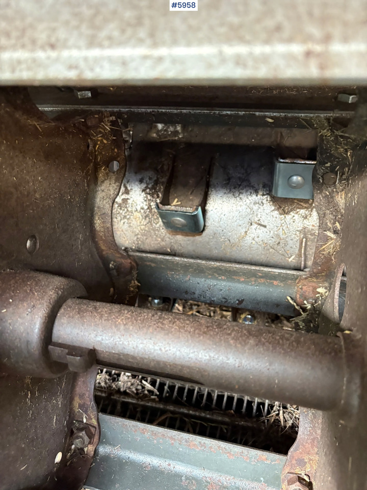 Moissonneuse-batteuse 1993 Claas Commandor 228 CS: photos 8